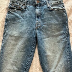 MOTHER women’s Light Blue Slim Straight Jeans